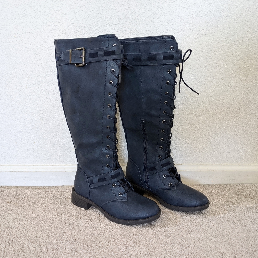 ShoeDazzle Christine Flat Combat Boots